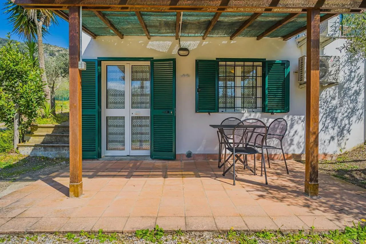 Il Poggio Marcuccio Aparthotel Lacona Italy