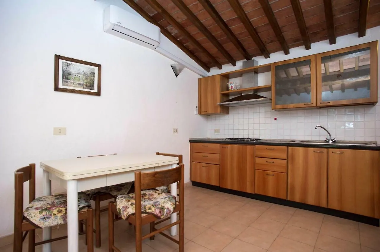 Aparthotel Il Poggio Marcuccio Lacona Italien