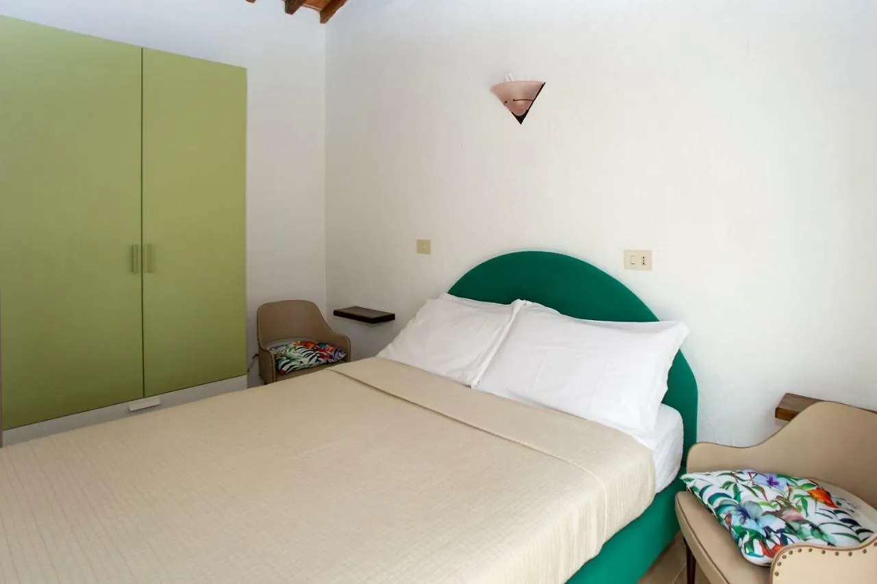 Aparthotel Il Poggio Marcuccio Lacona